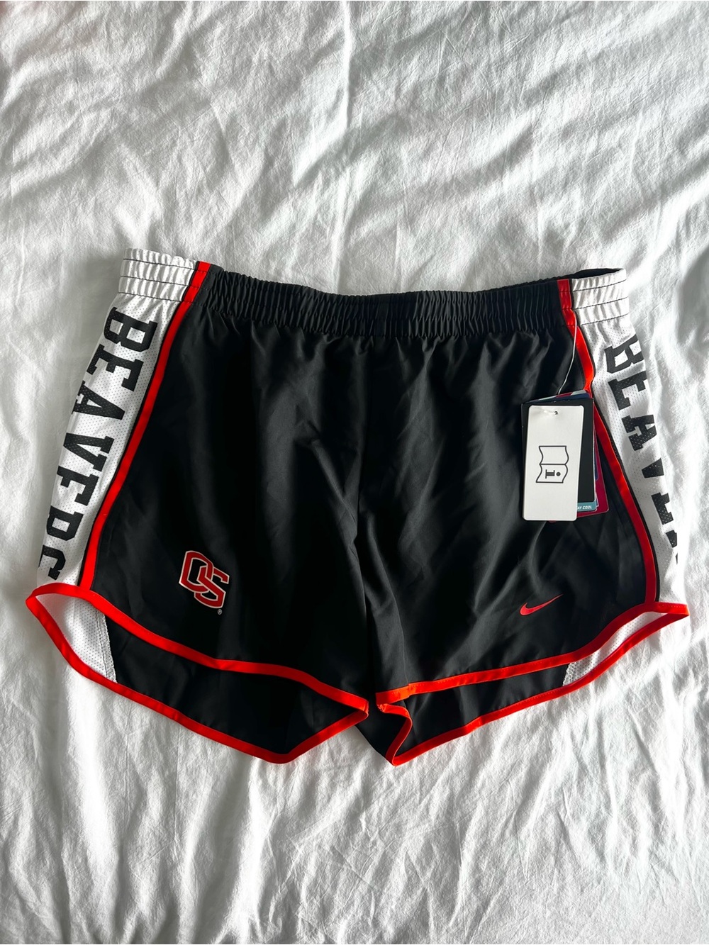 Nike Women’s Oregon State Beavers Black & Orange Athletic Shorts